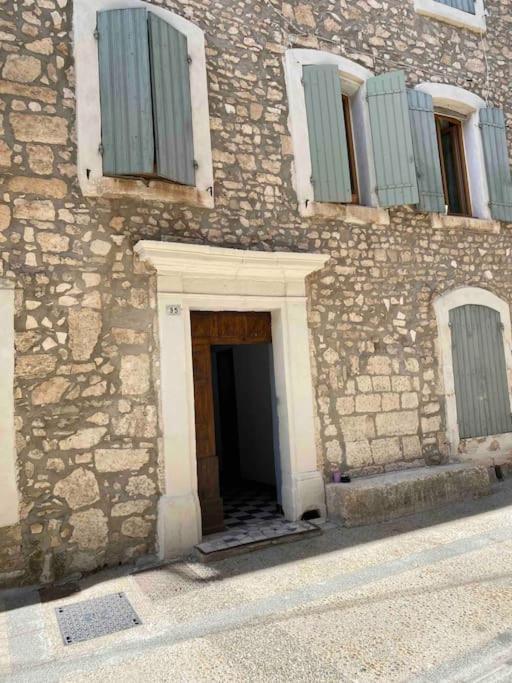 Le Studio En Provence Saint Didier  Buitenkant foto